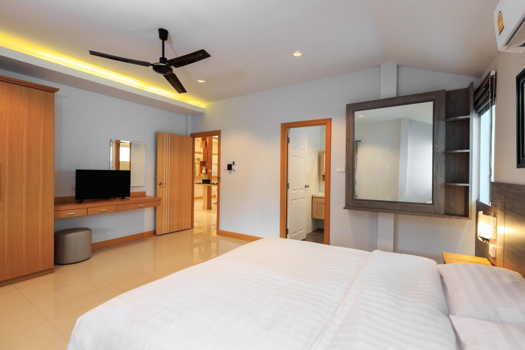 Pattaya Private Villa - Pool,Sauna,Snooker,Bbq Luaran gambar