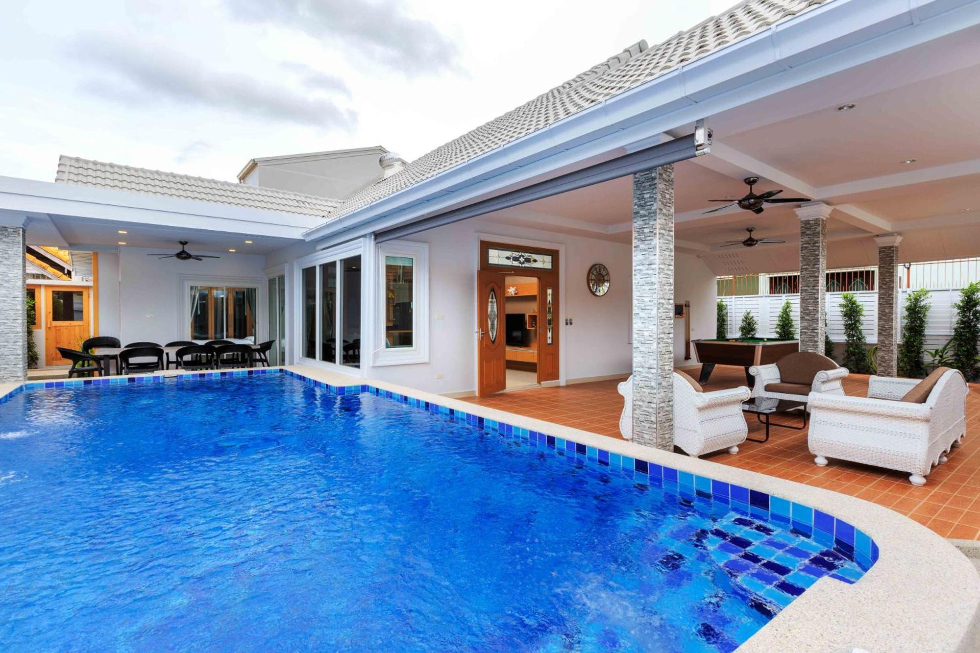 Pattaya Private Villa - Pool,Sauna,Snooker,Bbq Luaran gambar