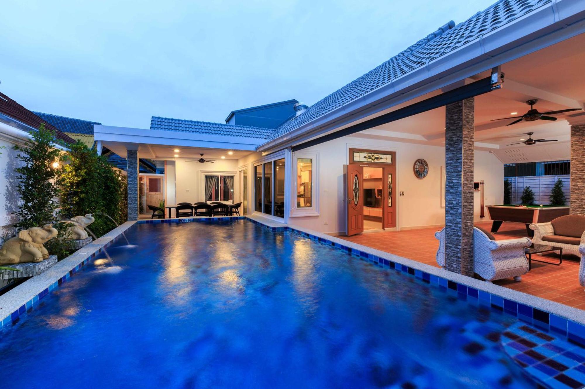 Pattaya Private Villa - Pool,Sauna,Snooker,Bbq Luaran gambar