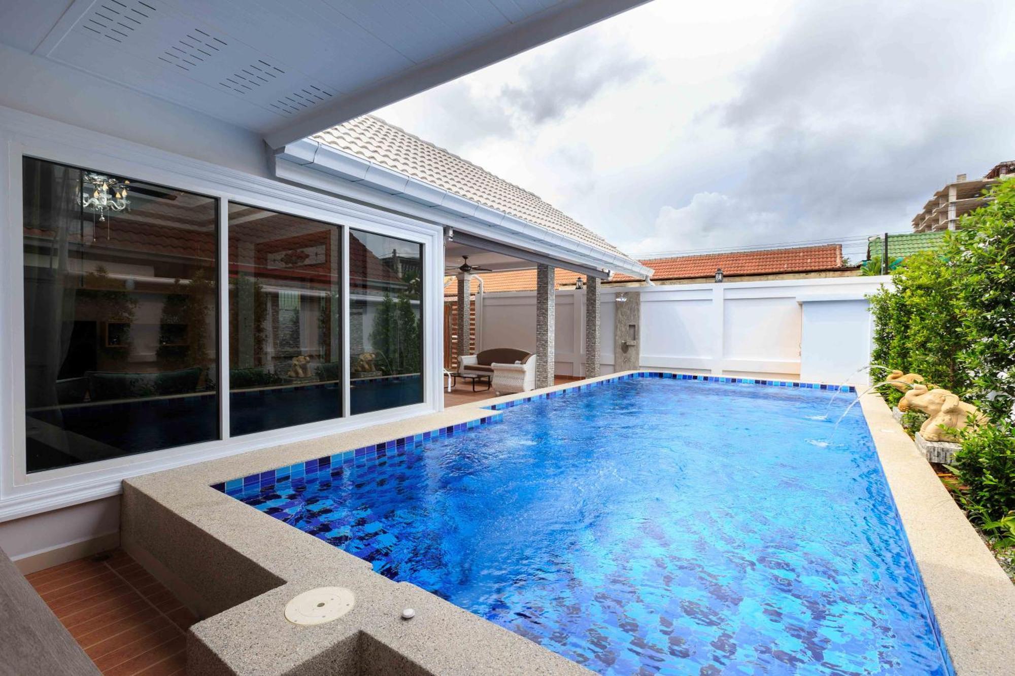 Pattaya Private Villa - Pool,Sauna,Snooker,Bbq Luaran gambar